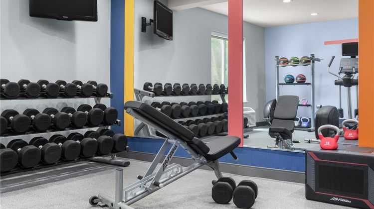 Hampton Inn & Suites Fresno Health