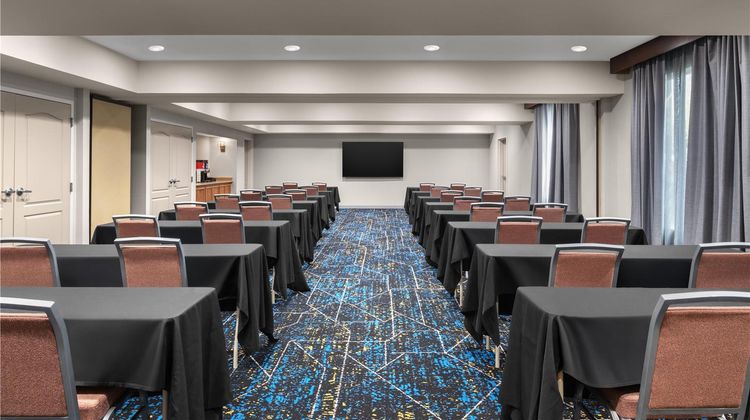 Hampton Inn & Suites Fresno Meeting