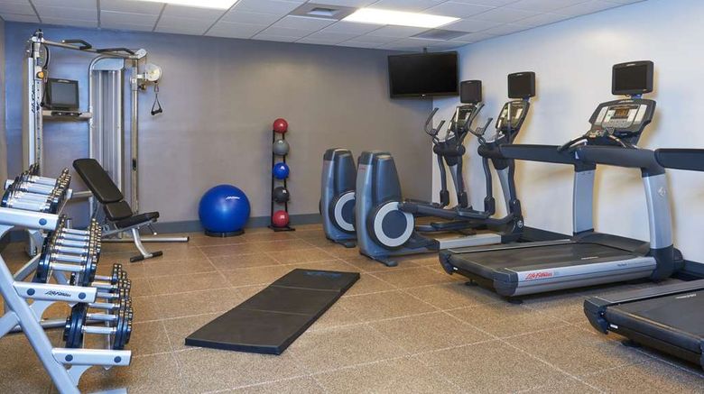 <b>DoubleTree by Hilton Fresno Conv Ctr Health</b>. Images powered by <a href="https://iceportal.shijigroup.com/" title="IcePortal" target="_blank">IcePortal</a>.