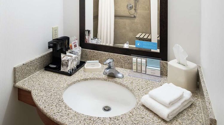 Hampton Inn & Suites Clovis - Airport Room