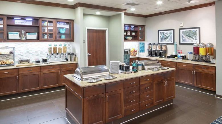 <b>Homewood Suites Fresno Airport/Clovis Restaurant</b>. Images powered by <a href="https://iceportal.shijigroup.com/" title="IcePortal" target="_blank">IcePortal</a>.