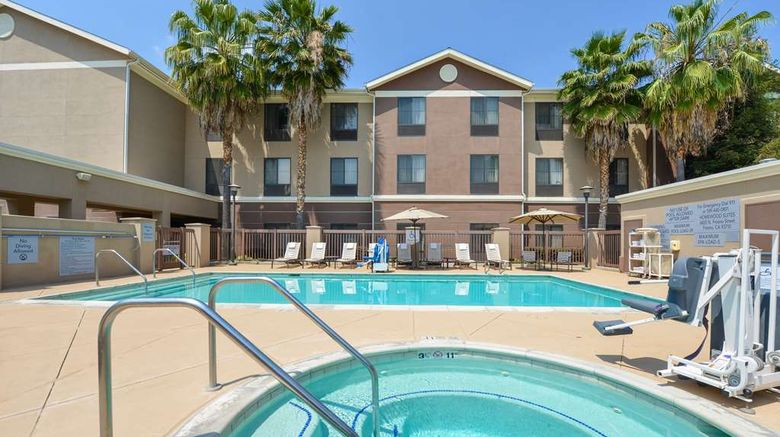 <b>Homewood Suites by Hilton Fresno Pool</b>. Images powered by <a href="https://iceportal.shijigroup.com/" title="IcePortal" target="_blank">IcePortal</a>.