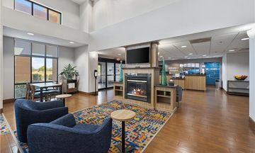Hampton Inn & Suites Madera