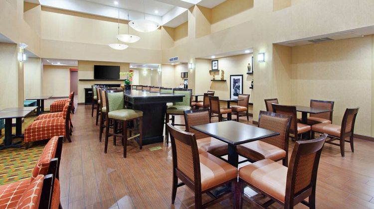 Hampton Inn & Suites Fresno-Northwest Lobby