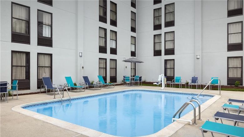 <b>Hampton Inn by Hilton Fayetteville Fort Bragg Pool</b>. Images powered by <a href="https://iceportal.shijigroup.com/" title="IcePortal" target="_blank">IcePortal</a>.