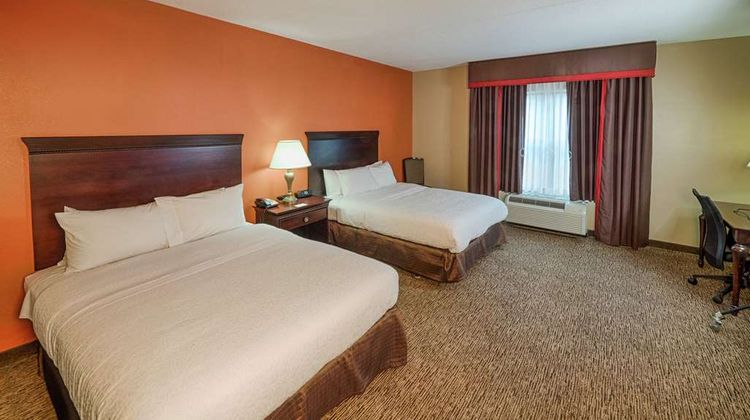 Hampton Inn Spring Lake Fayetteville Room