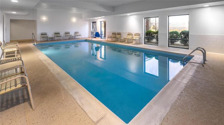 Hampton Inn Frostburg Pool