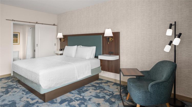 Hampton Inn Frostburg Room
