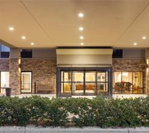 Hampton Inn Frostburg Exterior