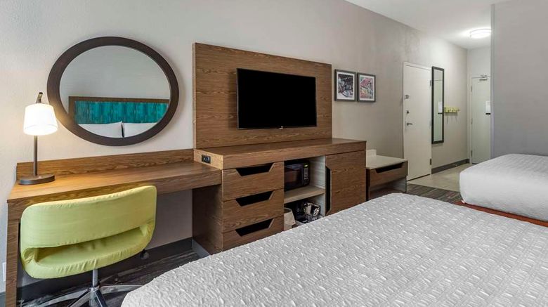 <b>Hampton Inn Ft. Collins Room</b>. Images powered by <a href="https://iceportal.shijigroup.com/" title="IcePortal" target="_blank">IcePortal</a>.
