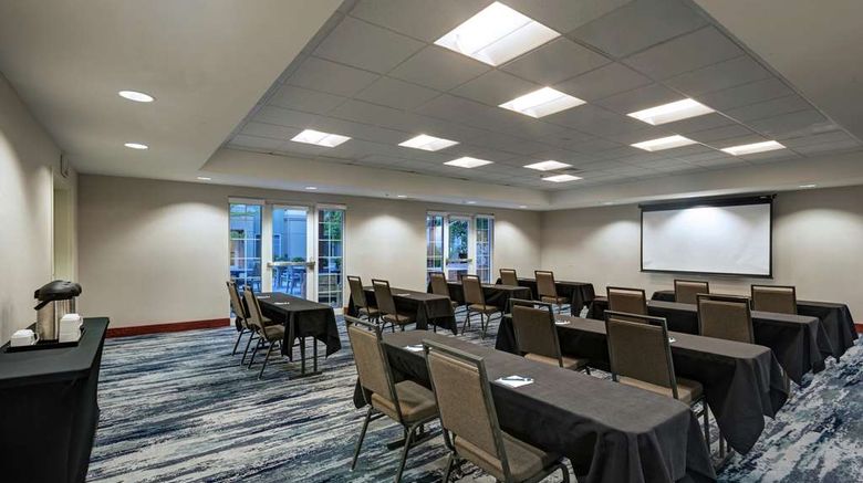 <b>Homewood Suites by Hilton Fort Collins Meeting</b>. Images powered by <a href="https://iceportal.shijigroup.com/" title="IcePortal" target="_blank">IcePortal</a>.