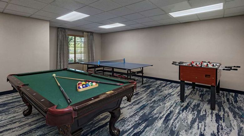 <b>Homewood Suites by Hilton Fort Collins Recreation</b>. Images powered by <a href="https://iceportal.shijigroup.com/" title="IcePortal" target="_blank">IcePortal</a>.