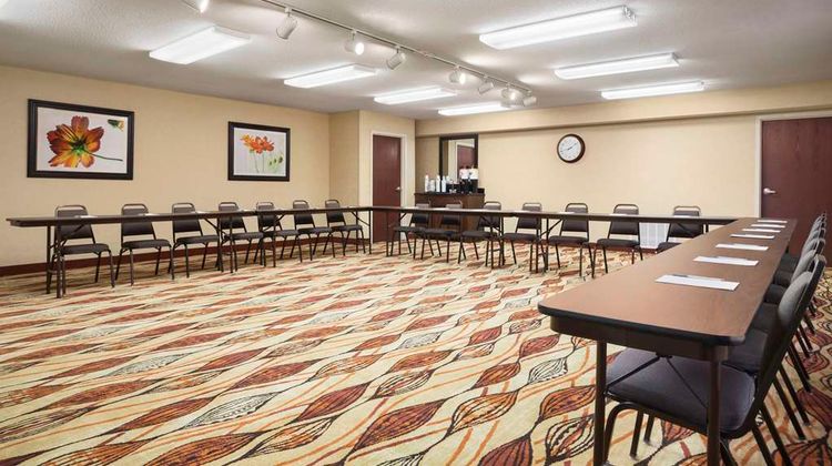 Hampton Inn Forrest City Meeting