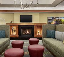 Hampton Inn & Suites Fort Detrick Lobby
