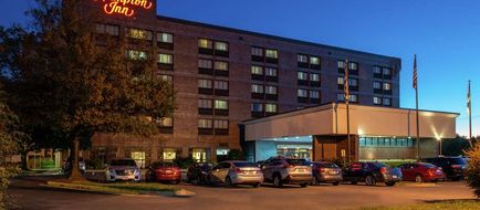 Hampton Inn Frederick Exterior