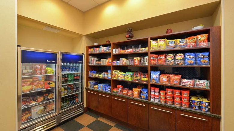 <b>Hampton Inn Frederick Restaurant</b>. Images powered by <a href="https://iceportal.shijigroup.com/" title="IcePortal" target="_blank">IcePortal</a>.