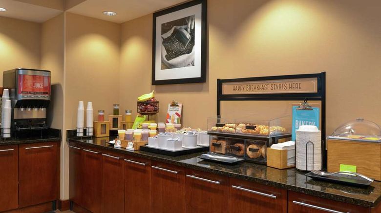 <b>Hampton Inn Frederick Restaurant</b>. Images powered by <a href="https://iceportal.shijigroup.com/" title="IcePortal" target="_blank">IcePortal</a>.