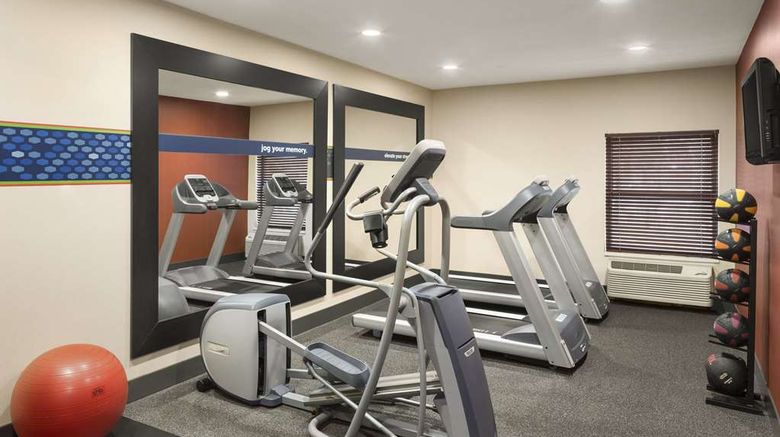 <b>Hampton Inn Findlay Health</b>. Images powered by <a href="https://iceportal.shijigroup.com/" title="IcePortal" target="_blank">IcePortal</a>.