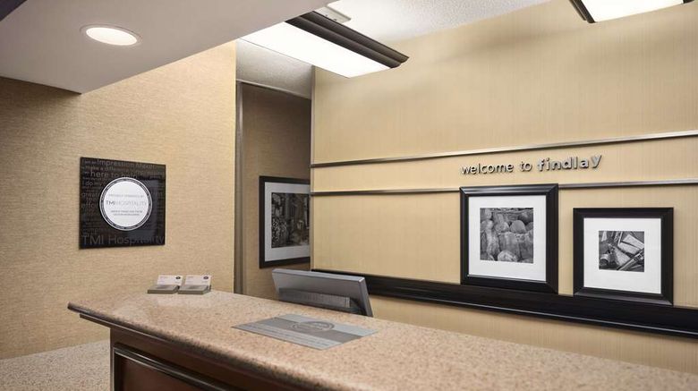 <b>Hampton Inn Findlay Lobby</b>. Images powered by <a href="https://iceportal.shijigroup.com/" title="IcePortal" target="_blank">IcePortal</a>.