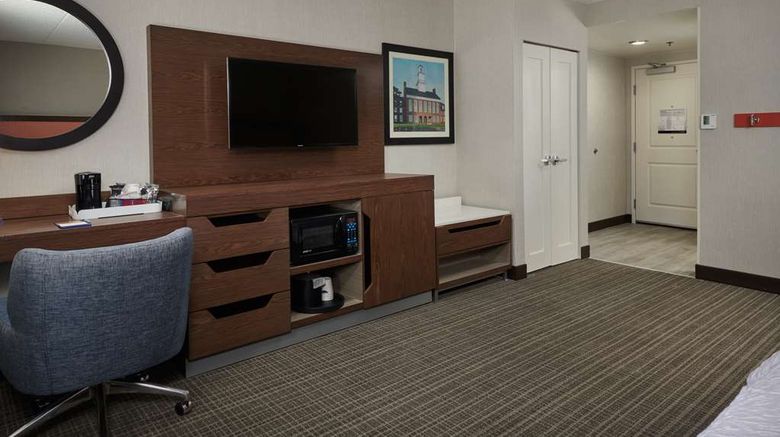 <b>Hampton Inn Fairfax City Room</b>. Images powered by <a href="https://iceportal.shijigroup.com/" title="IcePortal" target="_blank">IcePortal</a>.
