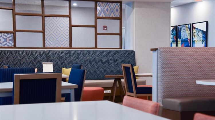 Hampton Inn Frankfort Lobby