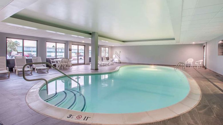 <b>Hampton Inn Fishkill Pool</b>. Images powered by <a href="https://iceportal.shijigroup.com/" title="IcePortal" target="_blank">IcePortal</a>.