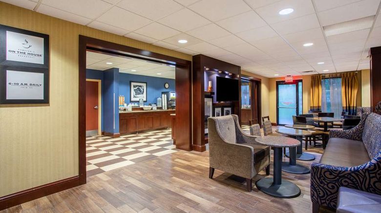 <b>Hampton Inn Fishkill Restaurant</b>. Images powered by <a href="https://iceportal.shijigroup.com/" title="IcePortal" target="_blank">IcePortal</a>.