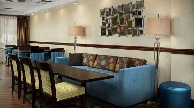 Hampton Inn Franklin Lobby