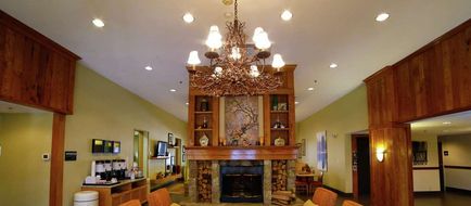 Hampton Inn Franklin Lobby