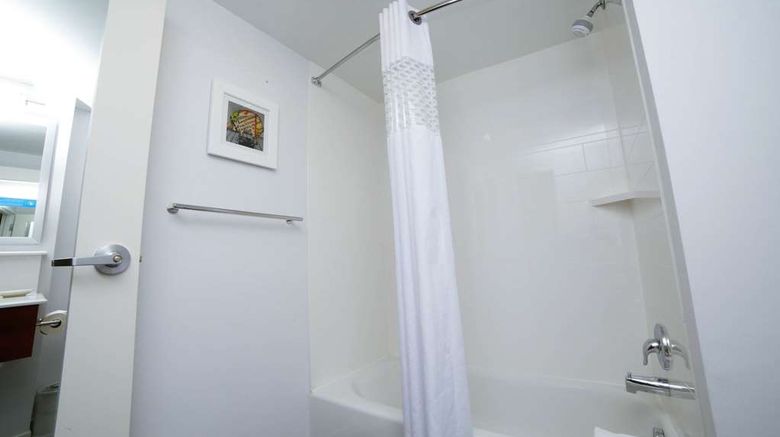<b>Hampton Inn Franklin Room</b>. Images powered by <a href="https://iceportal.shijigroup.com/" title="IcePortal" target="_blank">IcePortal</a>.