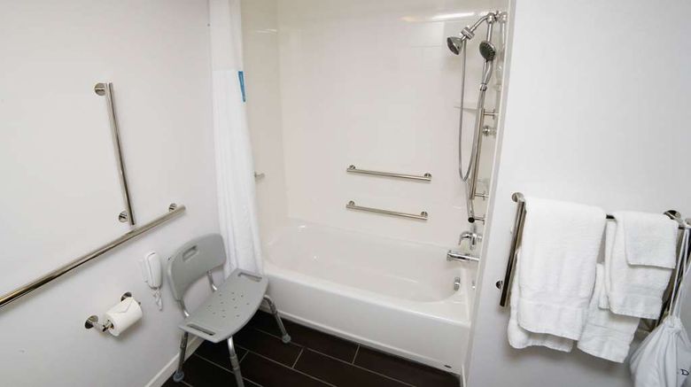 <b>Hampton Inn Franklin Room</b>. Images powered by <a href="https://iceportal.shijigroup.com/" title="IcePortal" target="_blank">IcePortal</a>.