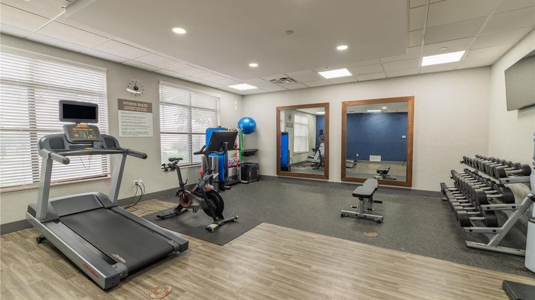 <b>Hampton Inn & Suites Florence-Downtown Health</b>. Images powered by <a href="https://iceportal.shijigroup.com/" title="IcePortal" target="_blank">IcePortal</a>.