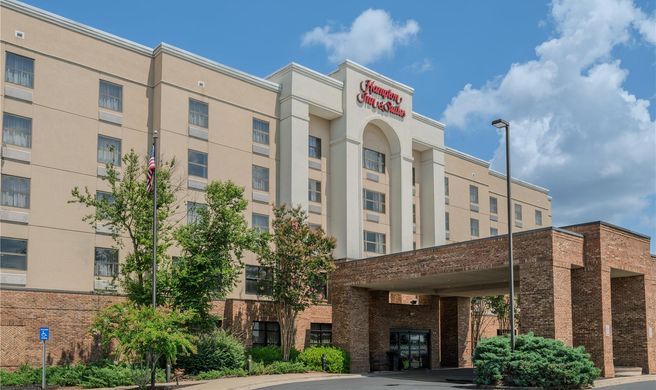 Hampton Inn & Suites Florence-Downtown Exterior