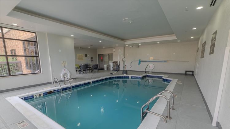 Hampton Inn & Suites Florence-Downtown Pool