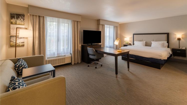 Hampton Inn & Suites Florence-Downtown Room