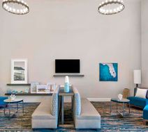 Hampton Inn Airport North-Cruise Port Lobby