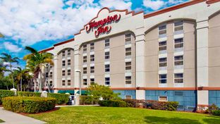Hampton Inn Airport North-Cruise Port