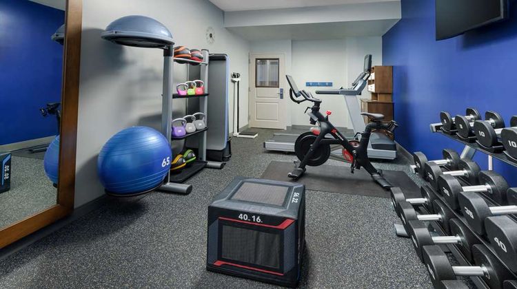 Hampton Inn Cypress Creek Health