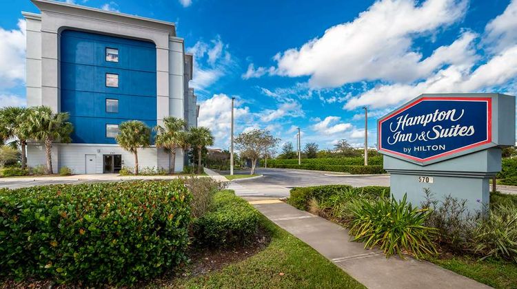 Hampton Inn & Suites Ft. Lauderdale Exterior