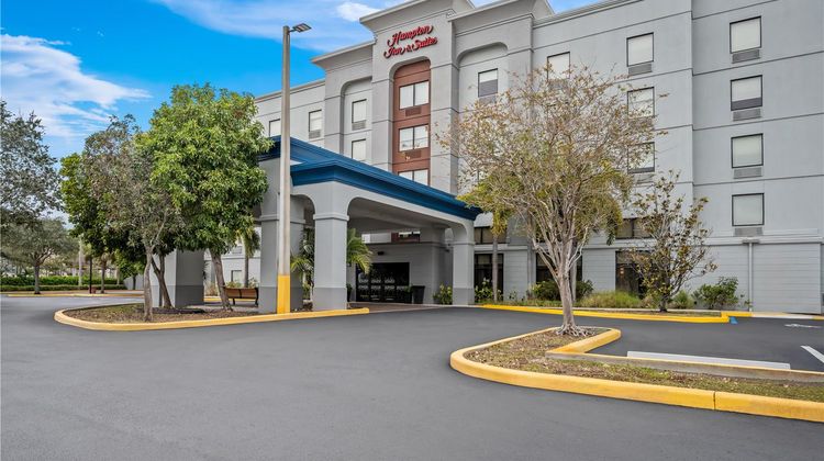 Hampton Inn & Suites Ft. Lauderdale Exterior