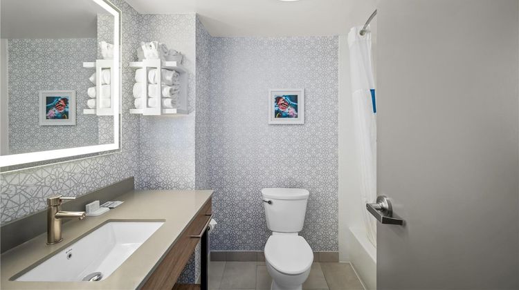 Hampton Inn & Suites Ft. Lauderdale Room
