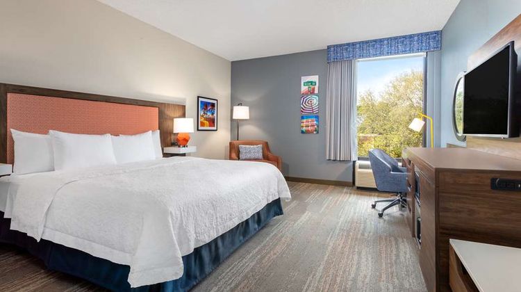 Hampton Inn Commercial Blvd Room