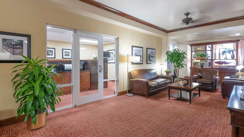 <b>Hampton Inn & Suites-Florence North I-95 Lobby</b>. Images powered by <a href="https://iceportal.shijigroup.com/" title="IcePortal" target="_blank">IcePortal</a>.