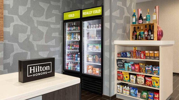 Home2 Suites by Hilton Florence Restaurant