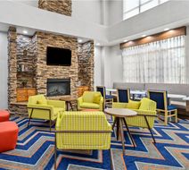 Hampton Inn & Suites Farmington Lobby