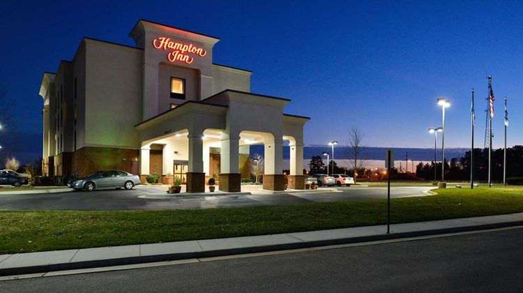 Hampton Inn Farmville Exterior