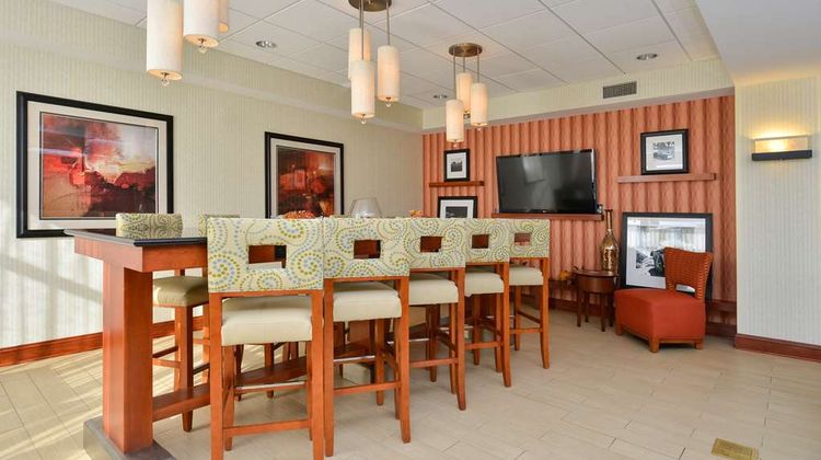 Hampton Inn Farmville Lobby