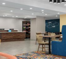 Hampton Inn Farmville Lobby