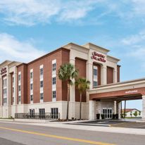 Hampton Inn & Suites Cape Coral