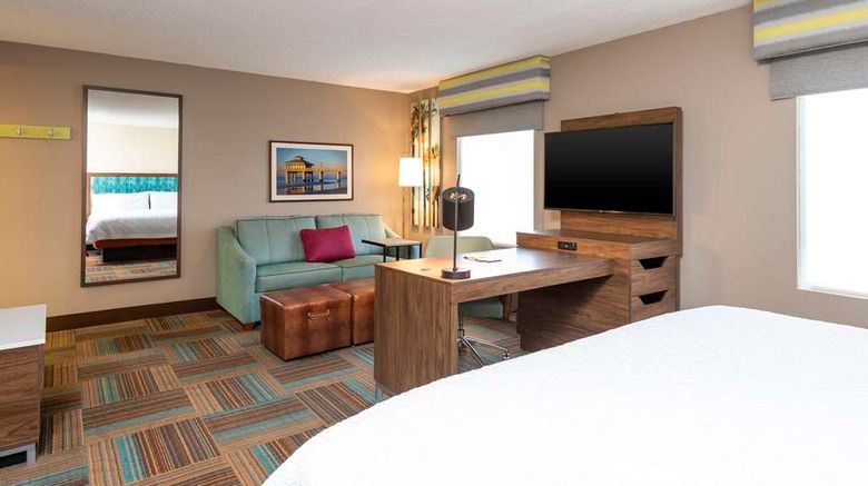 <b>Hampton Inn & Suites Fort Myers-Colonial Other</b>. Images powered by <a href="https://iceportal.shijigroup.com/" title="IcePortal" target="_blank">IcePortal</a>.